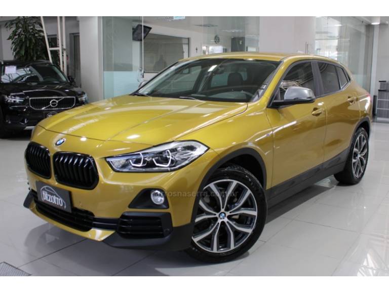 BMW - X2 - 2018/2019 - Dourada - R$ 183.900,00