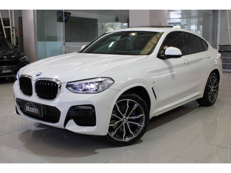 BMW - X4 - 2021/2021 - Branca - R$ 389.900,00