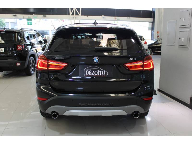 BMW - X1 - 2019/2019 - Preta - R$ 159.900,00